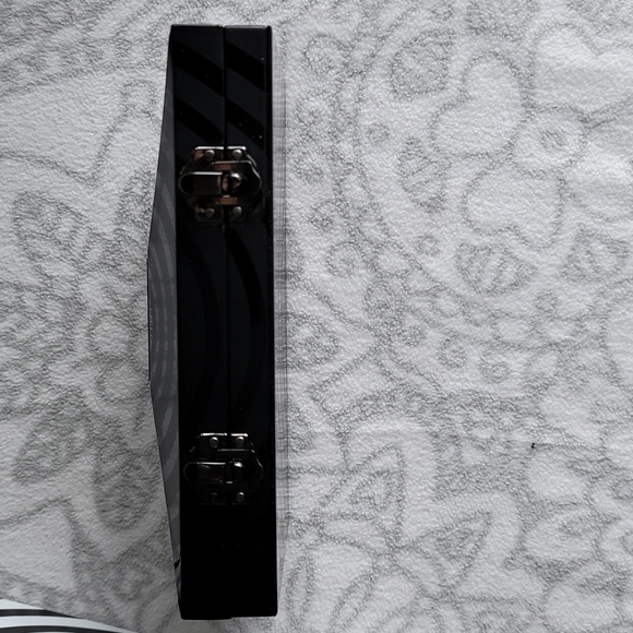 Jeffree Star Conspiracy Eyeshadow Palette - Picture 4 of 5